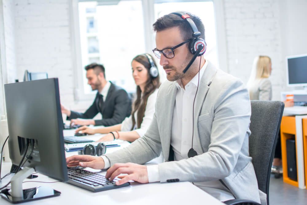 24/7 Call Center Services for Growing Companies